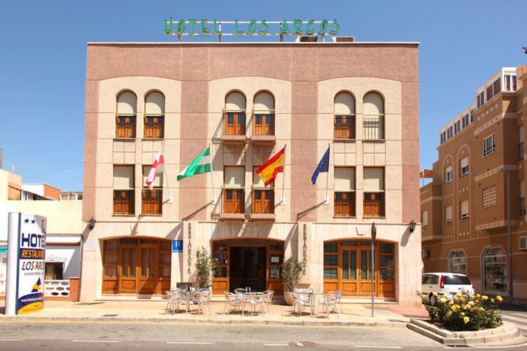 Hotel Los Arcos El Alquián المظهر الخارجي الصورة